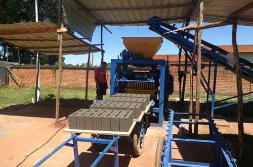 automatic cement brick making machine