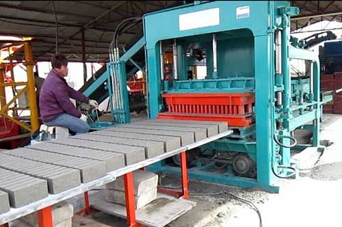 automatic brick making machine